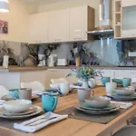 فيلة Lavanda بولا