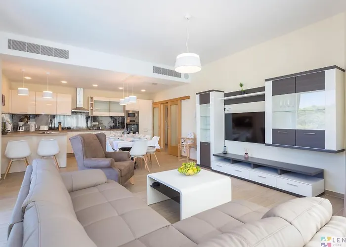 Lavanda Βίλα Πούλα