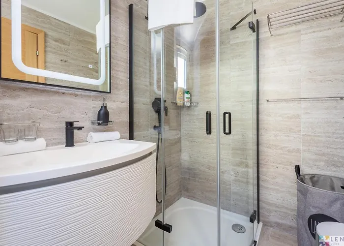 Lavanda Вілла Пула